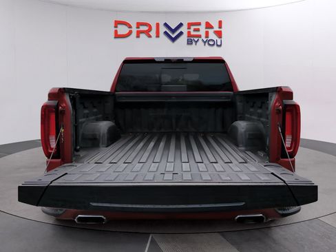 Used 2023 GMC Sierra 1500 Denali w/ Technology Package image 5
