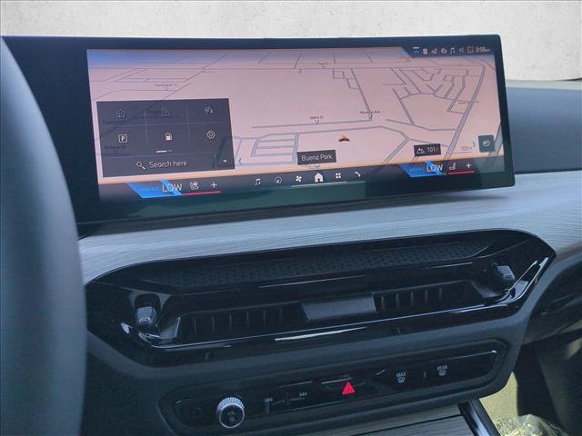 New 2026 BMW 330i Sedan w/ M Sport Package RWD image 14