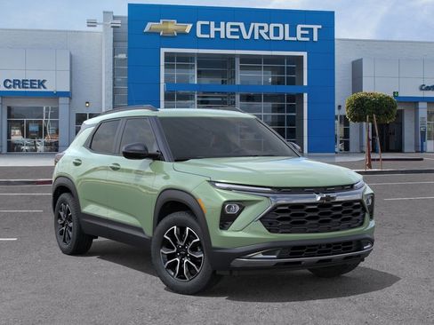 New 2026 Chevrolet TrailBlazer ACTIV w/ Convenience Package FWD image 2