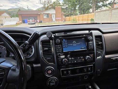Used 2016 Nissan Titan Platinum Reserve AWD/4WD image 23