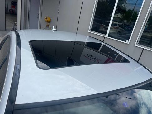 Used 2011 Mercedes-Benz C 300 4MATIC Sedan image 11