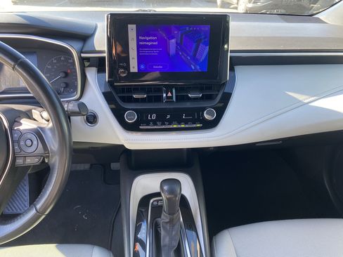 Used 2024 Toyota Corolla SE image 11