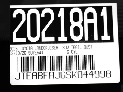 Used 2025 Toyota Land Cruiser w/ Premium Package image 27