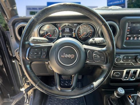 Used 2019 Jeep Wrangler Sport AWD/4WD image 16