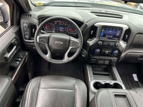 Used 2019 Chevrolet Silverado 1500 RST image 17