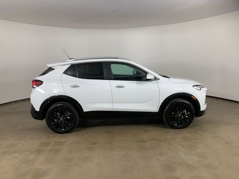 Used 2024 Buick Encore GX Sport Touring AWD/4WD image 7