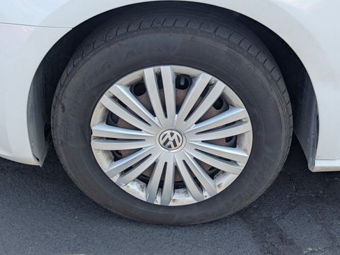 Used 2014 Volkswagen Passat 1.8T image 12