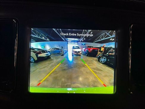 Used 2023 Dodge Challenger SRT Hellcat w/ Driver Convenience Group RWD image 21