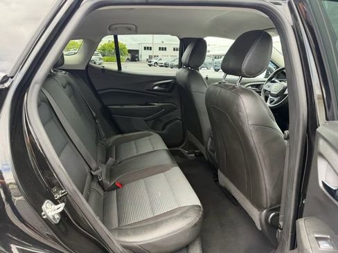 Used 2026 Chevrolet Trax LT w/ Driver Confidence Package FWD image 18