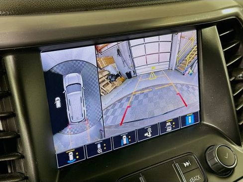 Used 2022 GMC Acadia AT4 w/ Technology Package AWD/4WD image 15