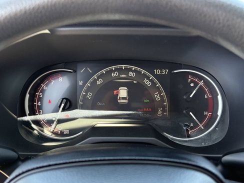 Certified 2025 Toyota RAV4 LE FWD image 35