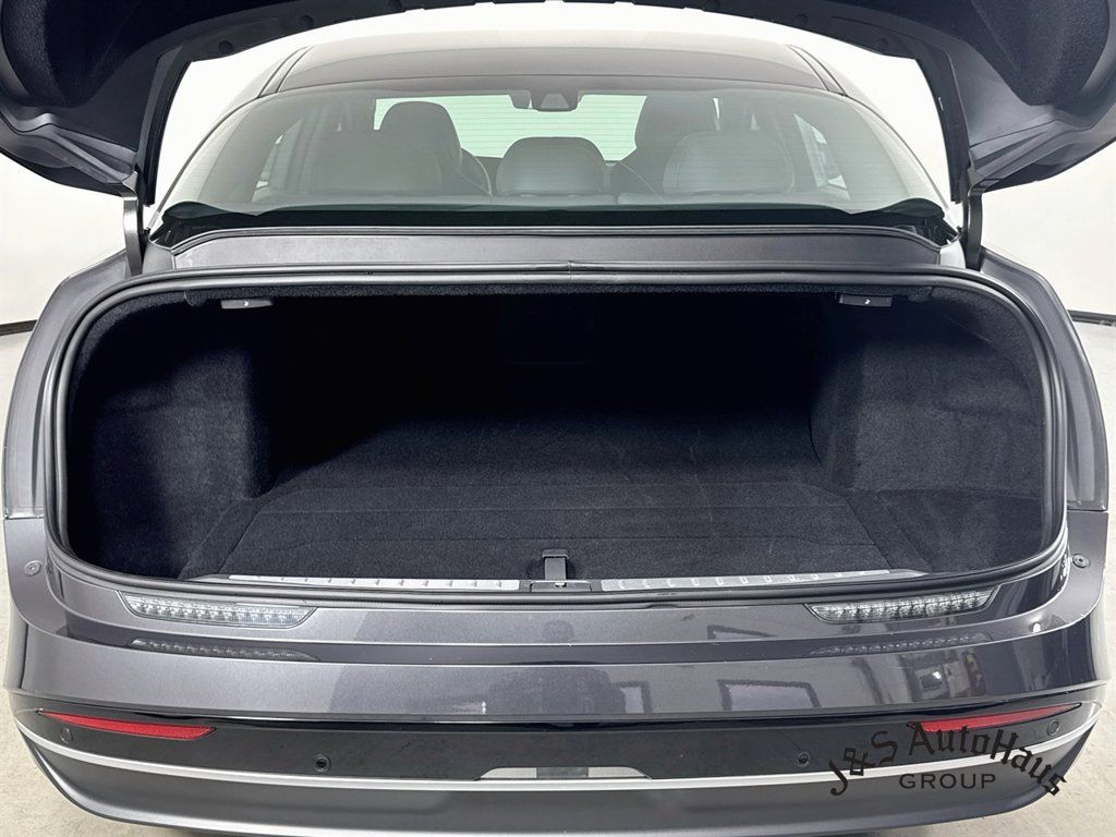 Used 2025 Lucid Air Grand Touring AWD/4WD image 33