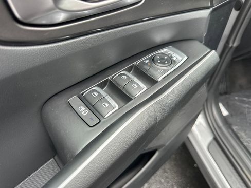 New 2026 Kia Sorento S image 11