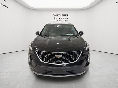 Used 2020 Cadillac XT4 Premium Luxury FWD image 8