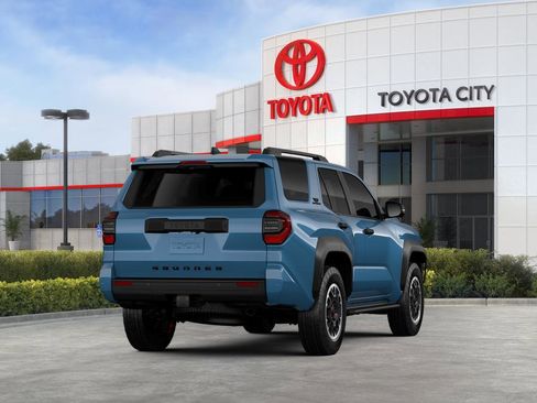 New 2026 Toyota 4Runner TRD Off-Road Premium AWD/4WD image 9