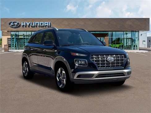 New 2026 Hyundai Venue SEL image 11
