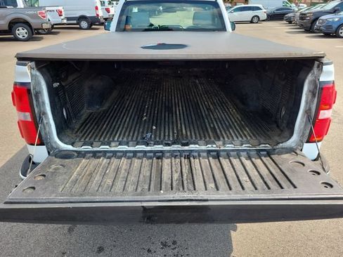 Used 2017 GMC Sierra 1500 2WD Regular Cab image 21