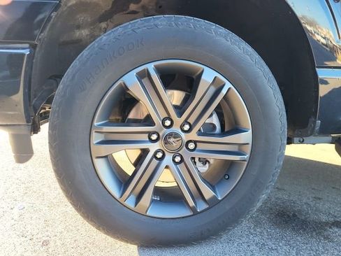 Used 2021 Ford F150 XLT w/ Equipment Group 302A High image 17