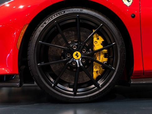Certified 2019 Ferrari 488 Pista Coupe image 13