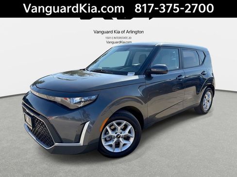 Certified 2025 Kia Soul LX w/ LX Technology Package FWD image 1
