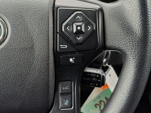 Used 2022 Toyota Tacoma SR image 13