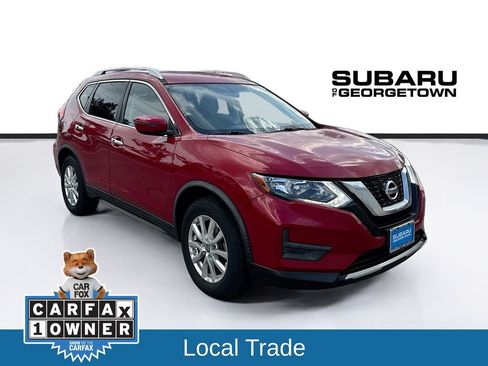 Used 2017 Nissan Rogue SV FWD image 1