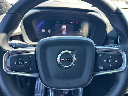 Certified 2025 Volvo EX40 Core AWD/4WD image 24