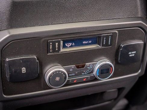 Used 2020 Ford Expedition Limited image 31