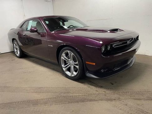 Used 2022 Dodge Challenger R/T image 1
