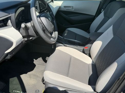 Used 2023 Toyota Corolla LE w/ Carpet Mat Package (TMS) FWD image 15