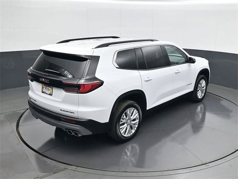Used 2024 GMC Acadia Elevation image 18