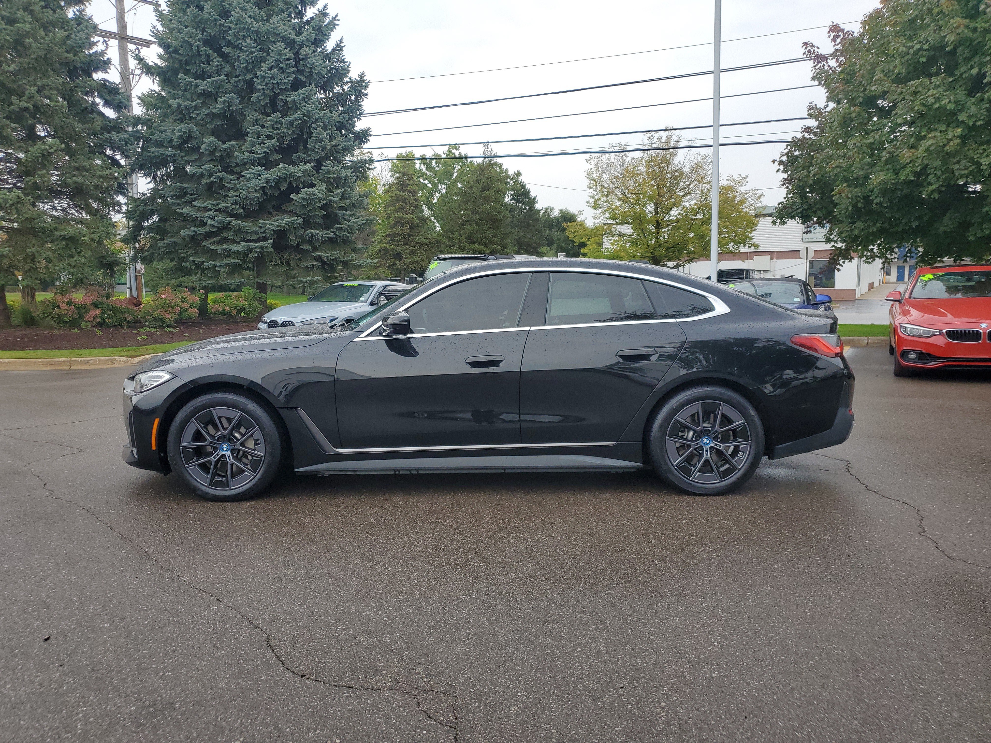 Certified 2024 BMW i4 eDrive35 w/ Premium Package RWD image 2