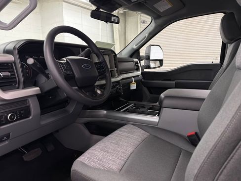 New 2026 Ford F250 XLT image 6