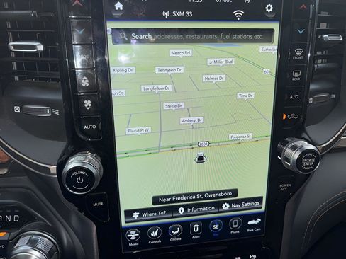 Used 2021 RAM 1500 Limited image 28