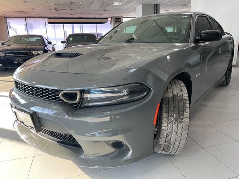 Used 2019 Dodge Charger R/T w/ Driver Confidence Group image 3