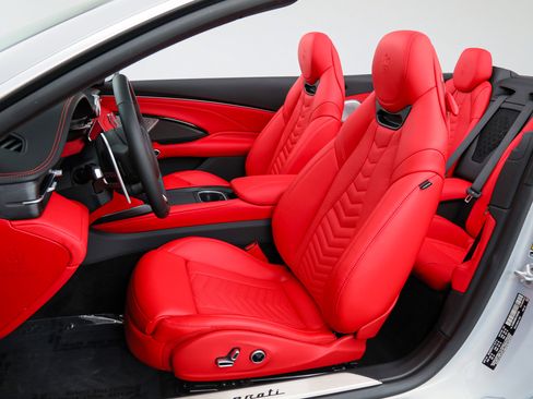 Used 2026 Maserati GranCabrio Modena AWD/4WD image 22