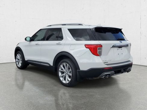 Used 2023 Ford Explorer Platinum w/ Technology Package AWD/4WD image 5