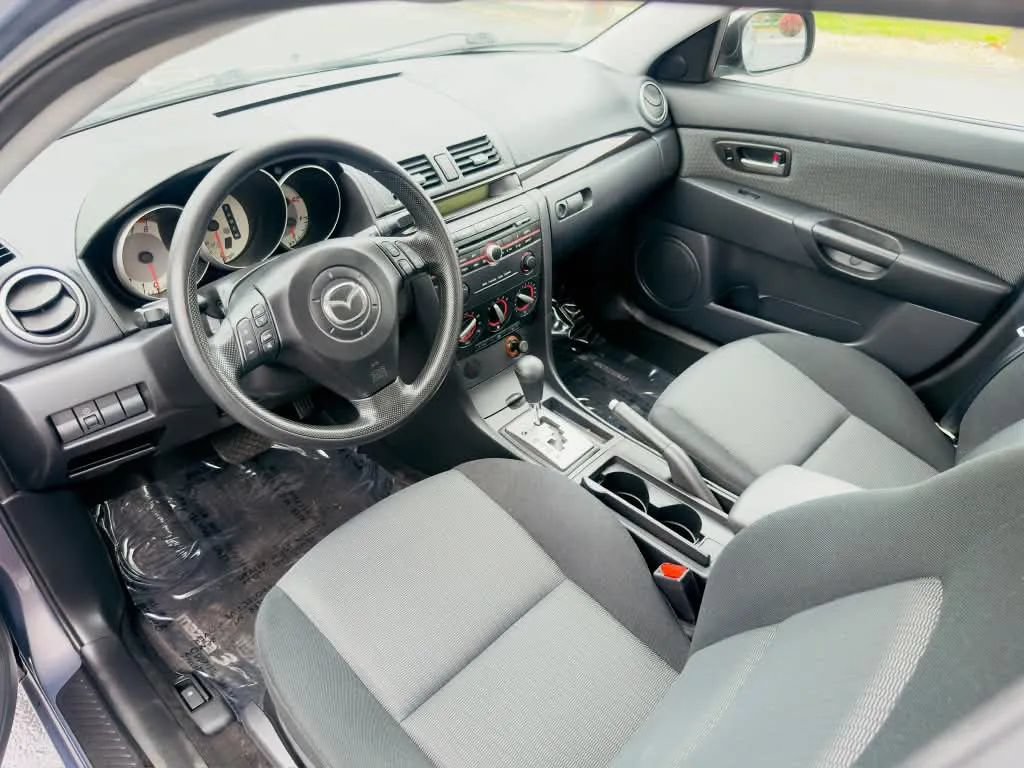 Used 2008 MAZDA MAZDA3 i Touring FWD image 9