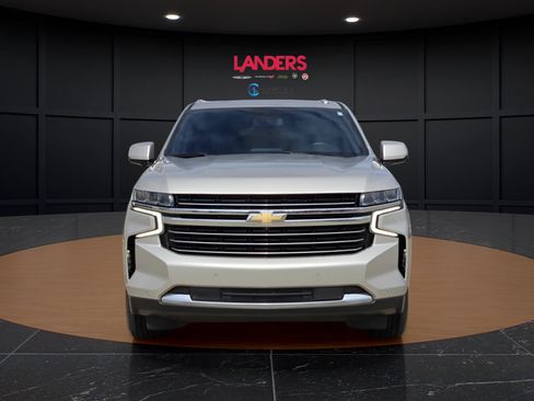 Used 2023 Chevrolet Tahoe LT w/ Luxury Package AWD/4WD image 6