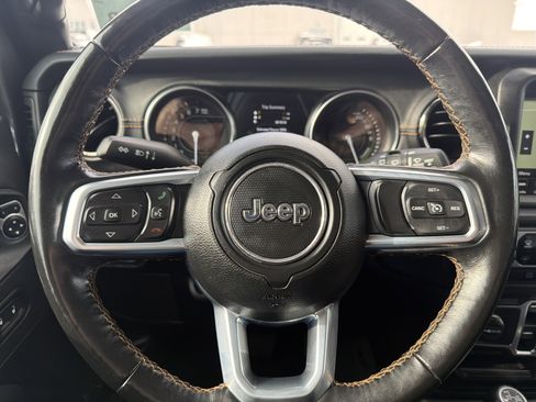 Used 2021 Jeep Wrangler Unlimited Sahara image 13