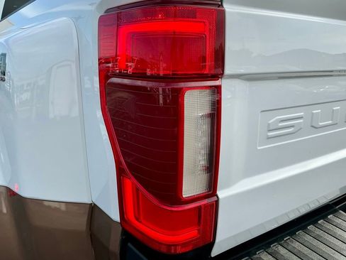 Used 2020 Ford F350 Lariat w/ Lariat Ultimate Package AWD/4WD image 14