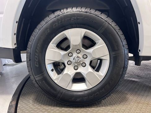 Used 2025 RAM 1500 Big Horn AWD/4WD image 33