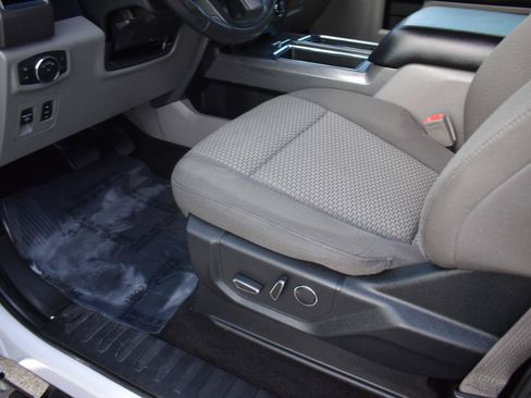 Used 2018 Ford F150 XLT w/ Equipment Group 302A Luxury AWD/4WD image 24
