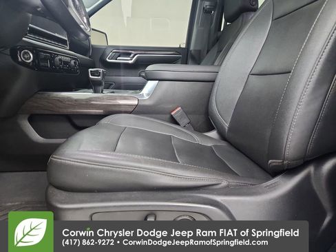 Used 2022 Chevrolet Silverado 1500 LTZ w/ LTZ Premium Package AWD/4WD image 19