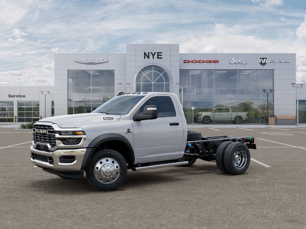 New 2026 RAM 4500 Tradesman AWD/4WD image 2