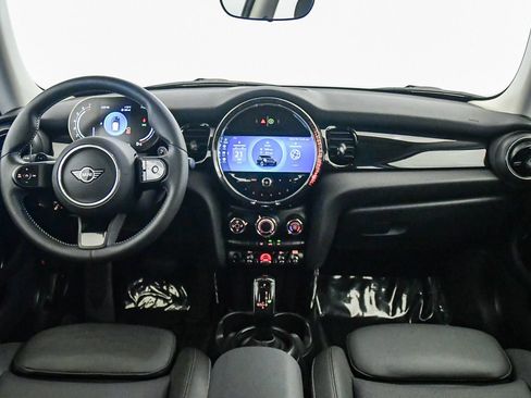 Used 2024 MINI Cooper S FWD image 13