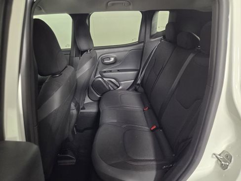 Used 2023 Jeep Renegade Altitude AWD/4WD image 24