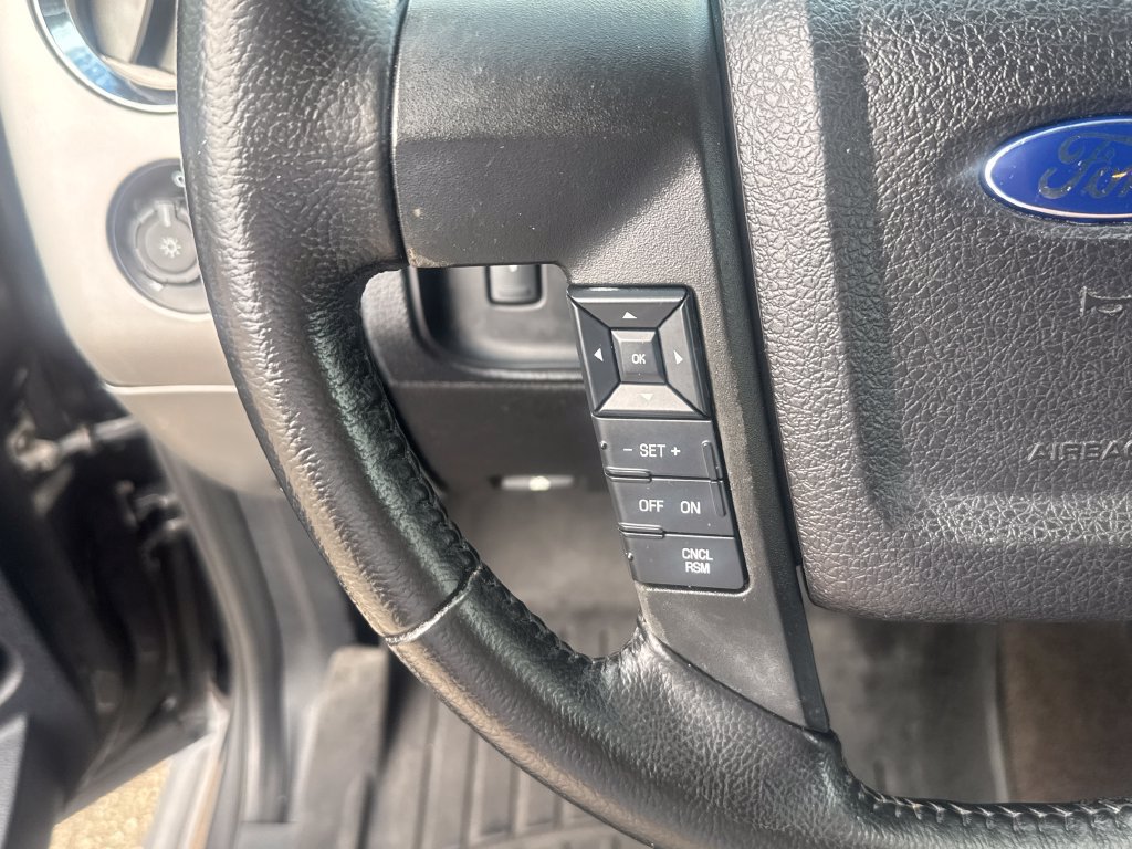 Used 2016 Ford Expedition EL XLT w/ Equipment Group 202A RWD image 13