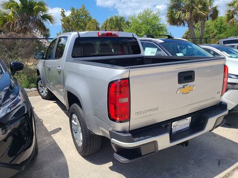 Used 2015 Chevrolet Colorado LT w/ LT Convenience Package image 4