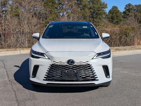Used 2023 Lexus RX 350 w/ Luxury Package image 2